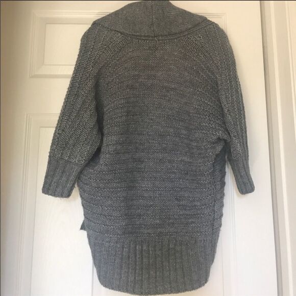 ✨ express shawl cable knit 3/4 sleeve cardigan✨ - Picture 3 of 7